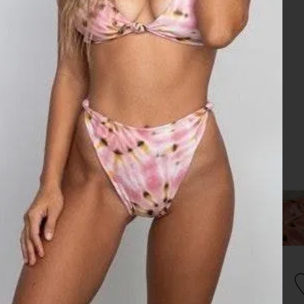 Skatie Swim ‘Salty’ Bikini Bottom in Austin print Large 🩷
